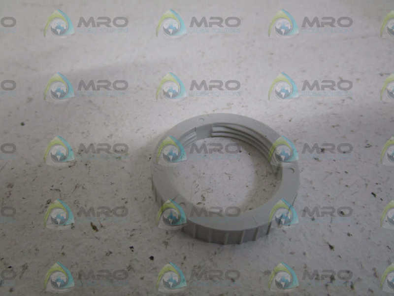 LOT OF 48 CLIPSAL SCREWED LOCK RINGS 260/25 *NEW IN BOX*