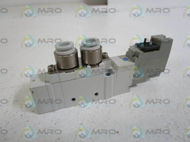 SMC VALVE SY7120-5Y0-C8 *USED*