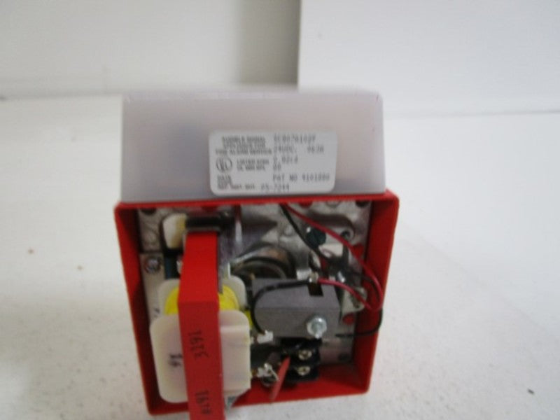 HONEYWELL ALARM SIGNAL SC807A1029 *NEW NO BOX*