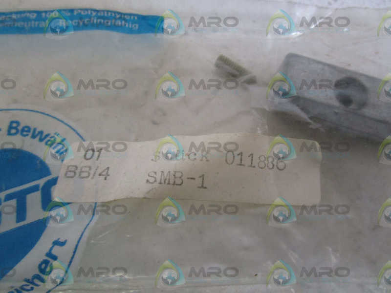 FESTO SMB-1 MOUNTING KIT * NEW IN FACTORY BAG *