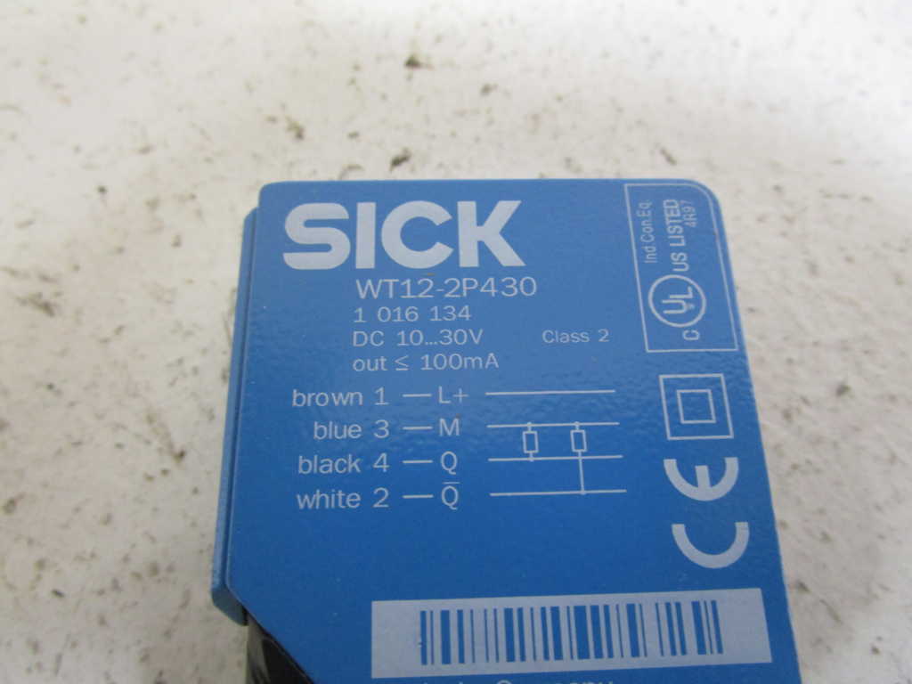 SICK WT12-2P430 PHOTOELECTRIC SENSOR *NEW NO BOX*
