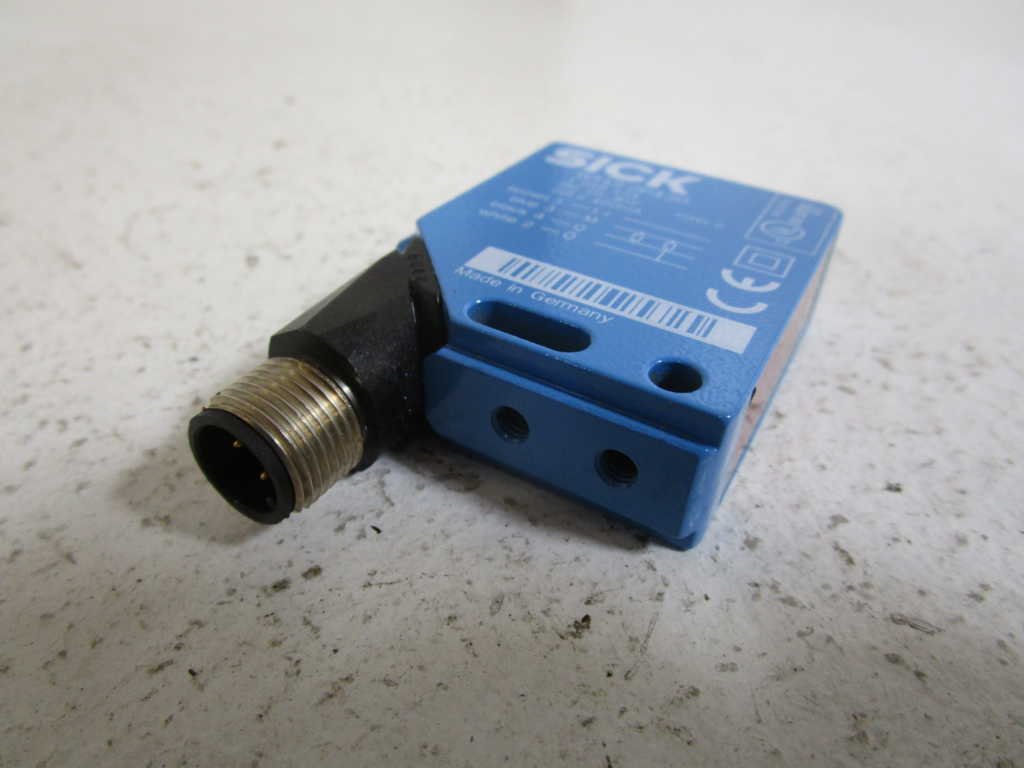 SICK WT12-2P430 PHOTOELECTRIC SENSOR *NEW NO BOX*