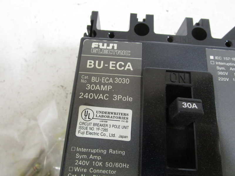FUJI ELECTRIC CIRCUIT BREAKER  30A BU-ECA3030 *NEW IN BOX*