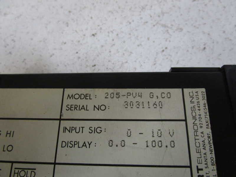 NEWPORT 205-PV4G,C0 PANEL METER (AS PICTURED) *USED*