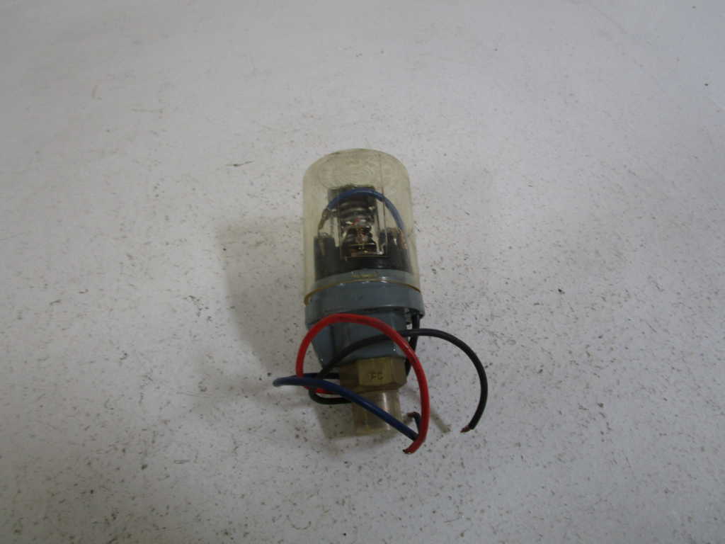 SANWA DENKI PRESSURE SWITCH SPS-8TP *USED*