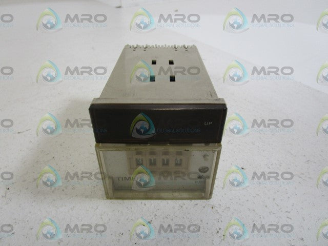 OMRON H5AN-4D TIMER 100 TO 240VAC *USED*
