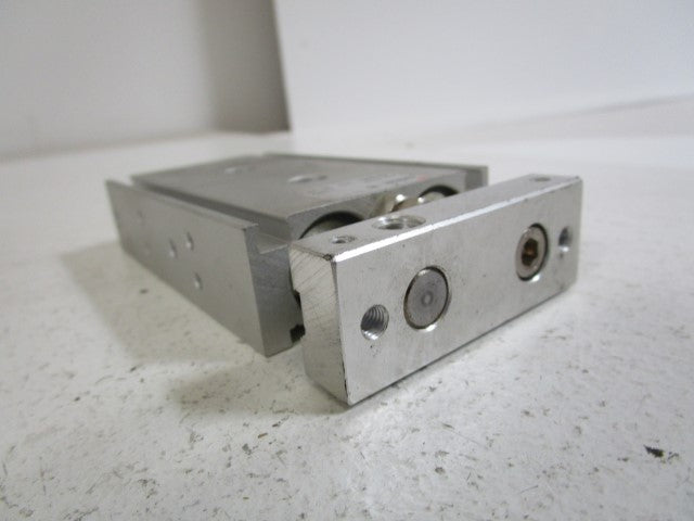 SMC PNEUMATIC CYLINDER BALL BEARING CXSL20-40 *NEW NO BOX*
