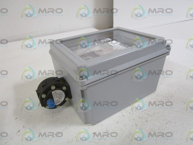 OMNITROL 2000 WATER FILTER W/ BARKSDALE SWITCH EPD1S-AA40-Q2 *NEW NO BOX*