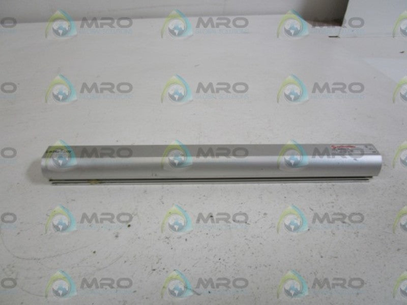 NORGREN M/44032/M/303 (AS PICTURED) *USED *