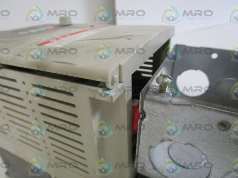 TOSHIBA TRANSISTOR INVERTER VFS9-4015PL-WN (AS PICTURED) *USED*