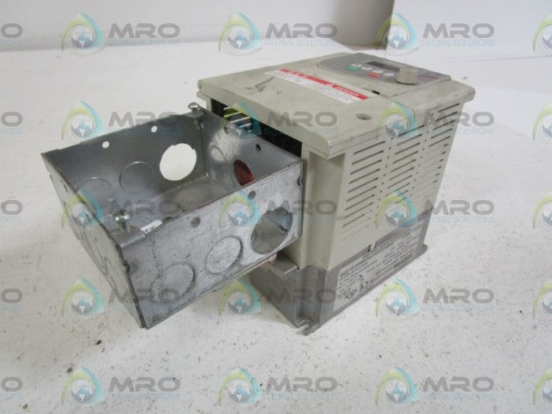 TOSHIBA TRANSISTOR INVERTER VFS9-4015PL-WN (AS PICTURED) *USED*