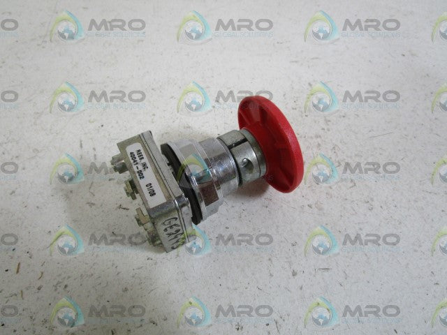 REES MUSHROOM PUSHBUTTON 40041-002 *NEW NO BOX*