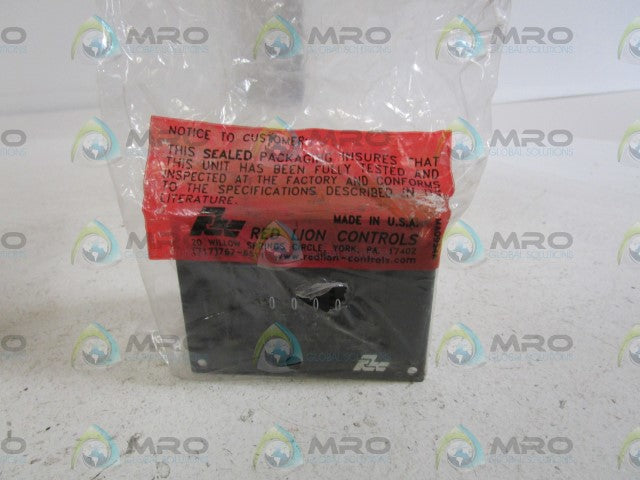 RED LION CONTROLS TSW1A400 THUMBWHEEL SWITCH * NEW IN BOX *