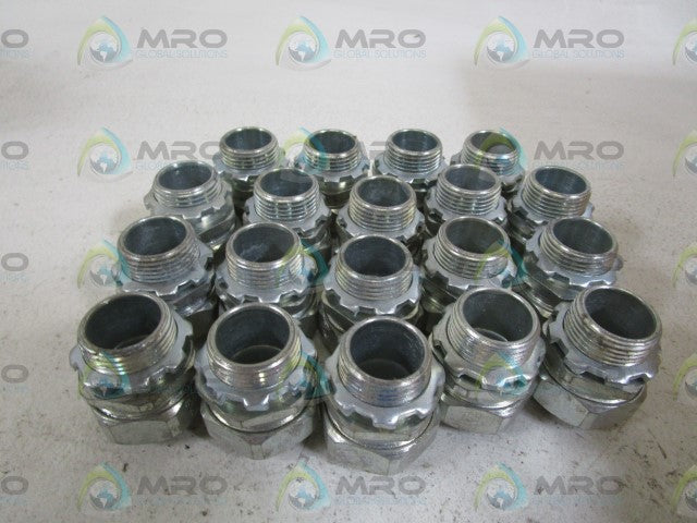 LOT OF 19 APPLETON 3/4" STEEL CONNECTOR ST-75 *NEW IN BOX*