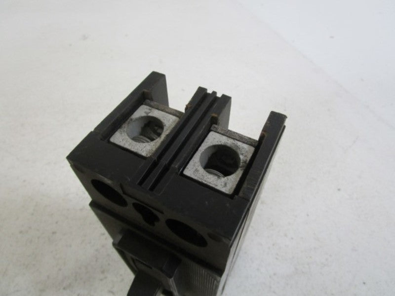 I-T-E 225AMP CIRCUIT BREAKER QJ2-B225 *USED*