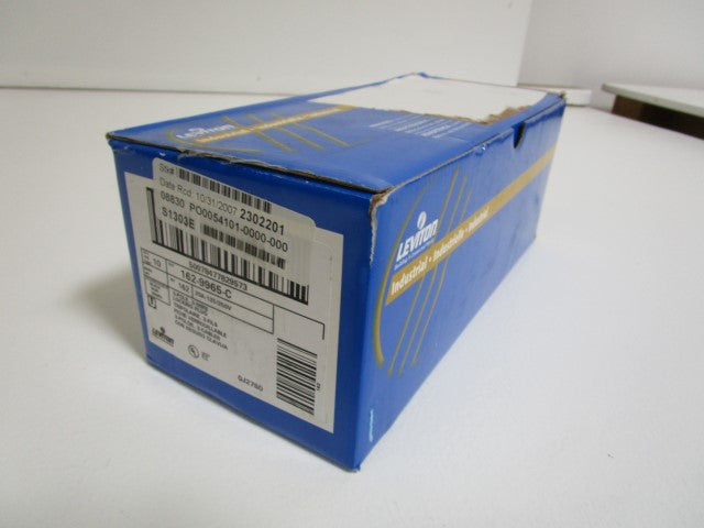 LOT OF 10 LEVITON LOCKING PLUG 9965 *NEW IN BOX*