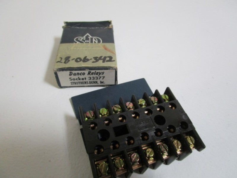 STRUTHERS-DUNN 33377 RELAY SOCKET *NEW IN BOX*