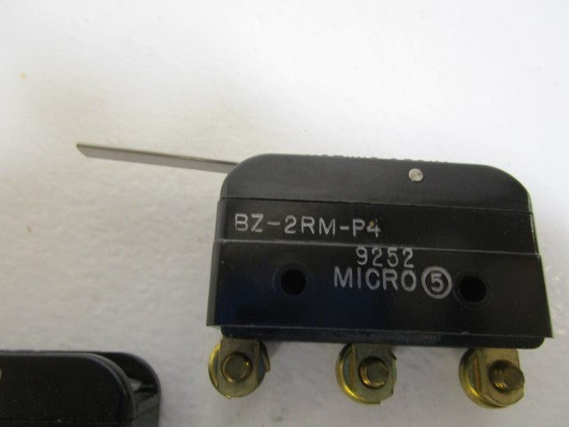 LOT OF 2 MICROSWITCH LIMIT SWITCH BZ-2RM-P4 *NEW IN BOX*