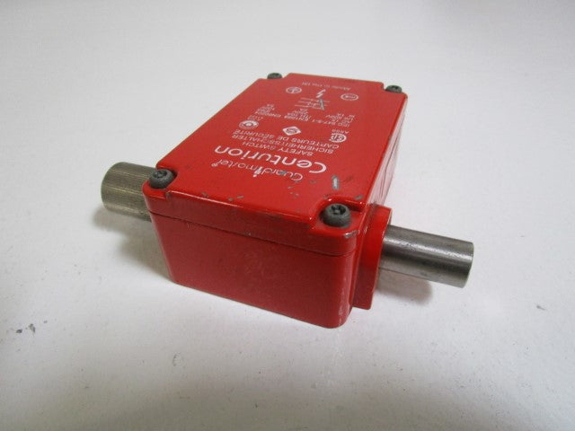 GUARDMASTER SAFETY INTERLOCK SWITCH TDBS-3 *USED*