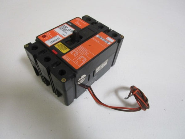 CUTLER-HAMMER CIRCUIT BREAKER E2F070MMU62  UNMP