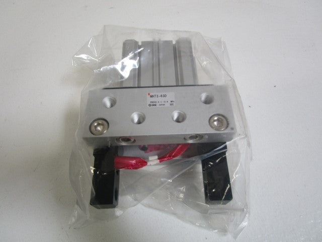 SMC TOGGLE GRIPPER MHT2-63D *NEW IN BOX*