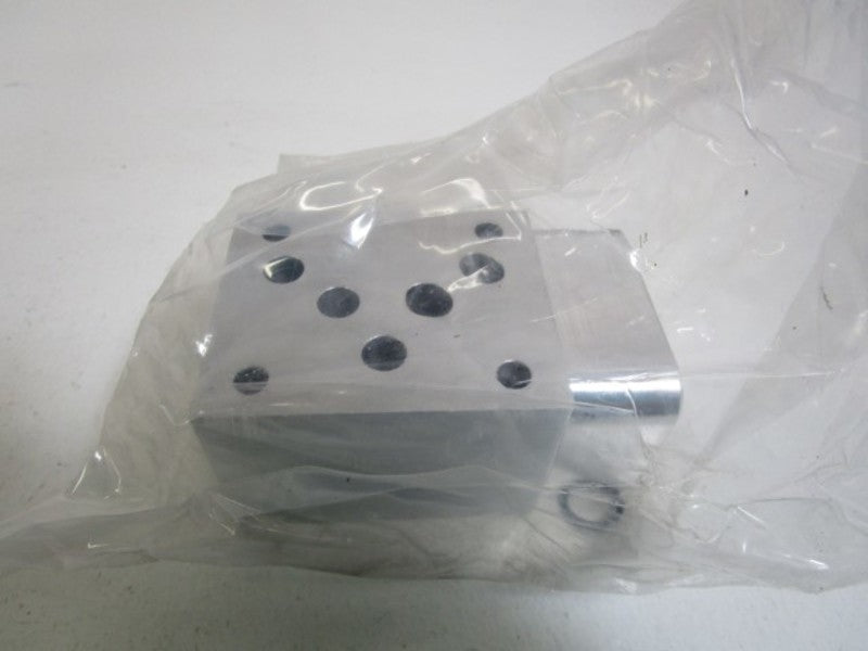 SUN HYDRUALICS VALVE CBA *NEW IN BOX*