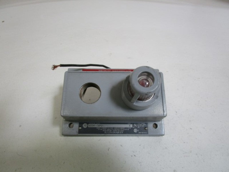 INDUSTRIAL SPARE PART PILOT LIGHT W/ 800H-LP10 SER. C W/800H-NP31 SER. X  UNMP