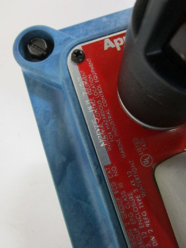 APPLETON 3/4" PLASTIC CONTROL STATION N2D75-J1U1  NSMP