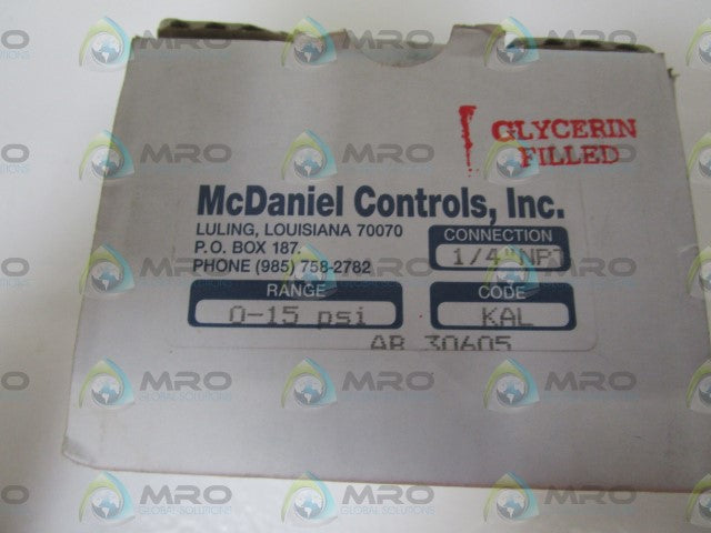 MC DANIEL CONTROLS GAUGE 1/4" NPT 0-15PSI KAL *NEW IN BOX*