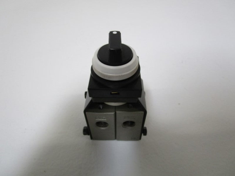 SMC MECHANICAL VALVE NVM23 * NEW NO BOX *