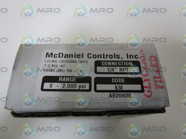 MC DANIEL 1/4" NPT 0-2000PSI GAUGE KM *NEW IN BOX*
