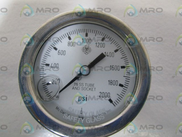 MC DANIEL 1/4" NPT 0-2000PSI GAUGE KM *NEW IN BOX*