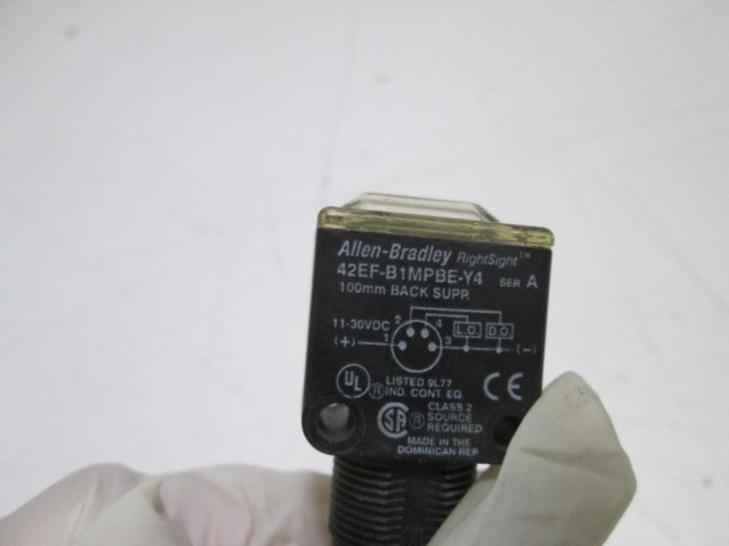 ALLEN BRADLEY PHOTOELECTRIC SENSOR 42EF-B1MPBE-Y4 SER. A  UNMP