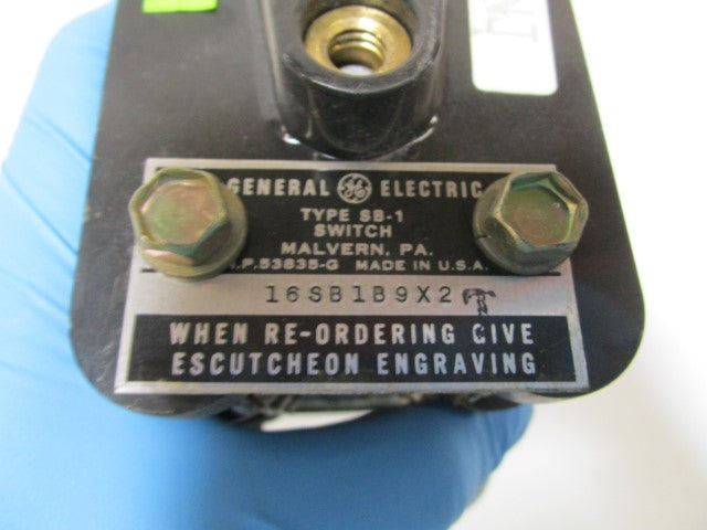 GENERAL ELECTRIC ROTARY SWITCH 16SB1B9X2 (WITHOUT HANDLE) *USED*
