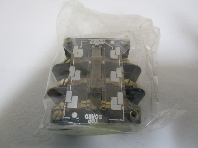 P&H CONTACT BLOCK 479Q33D3 *NEW IN BOX*