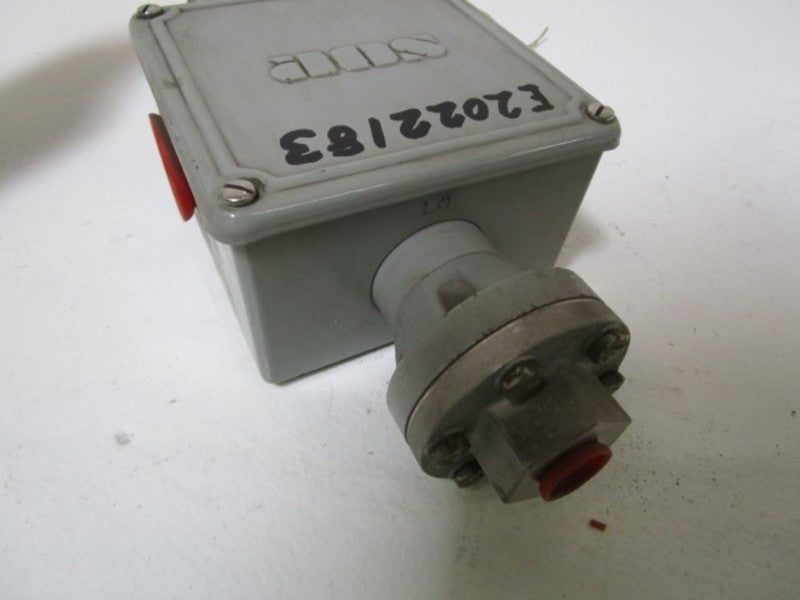 SOR DIFFERENTIAL PRESSURE SWITCH 17RB-K3-M4-C1A  NSNP