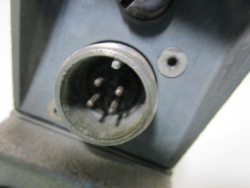MOOG 62-112 PROPORTIONAL SERVO VALVE *USED*