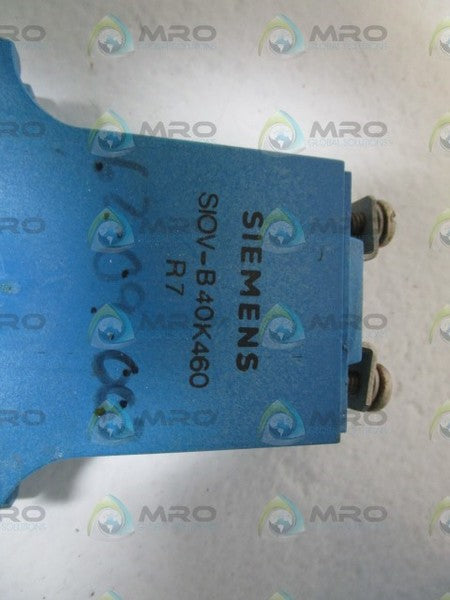 LOT OF 2 SIEMENS BLOCK VARISTORS SIOV-B40K460 *USED*