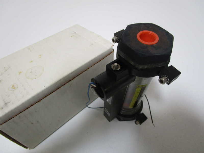 UFM FLOW METER PX-5GPM-4-F-F-IS1 *NEW IN BOX*