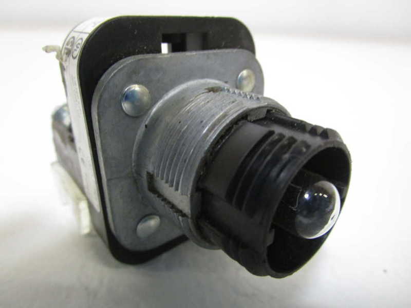 INDUSTRIAL SPARE PART PUSHBUTTON LIGHT 800T-QAH10G SER. T  UNMP