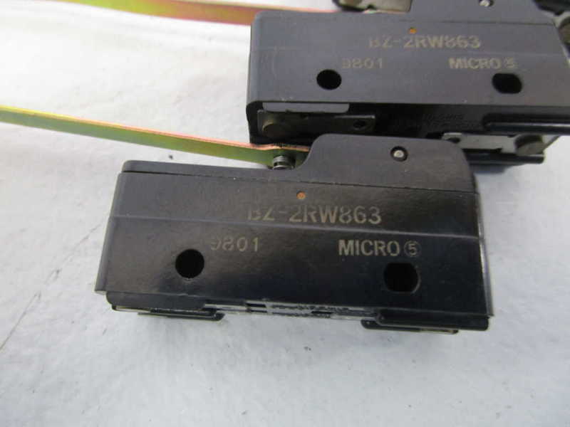 LOT OF 3 MICROSWITCH BASIC SWITCH Z-2RW863  NSNP