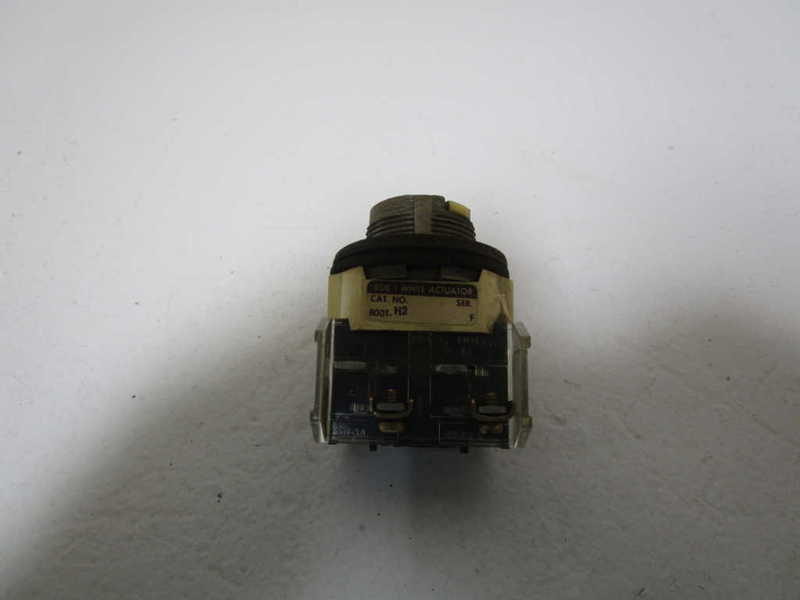 LOT OF 2 ALLEN BRADLEY ROTARY SELECTOR SWITCH 800T-H2 SER. F *USED*