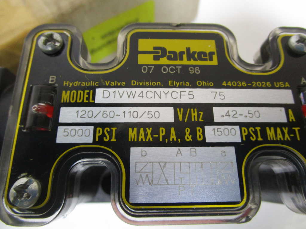 PARKER HYDRUALIC DIRECTIONAL VALVE D1VW4CNYCF56 -75 *NEW IN BOX *