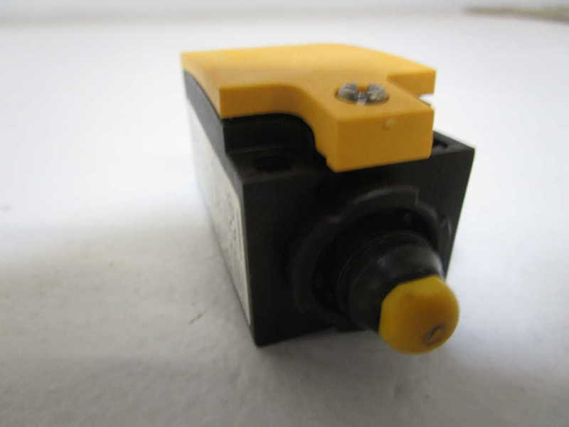 KLOCKNER MOELLER LIMIT SWITCH LS-S11DA *NEW NO BOX*
