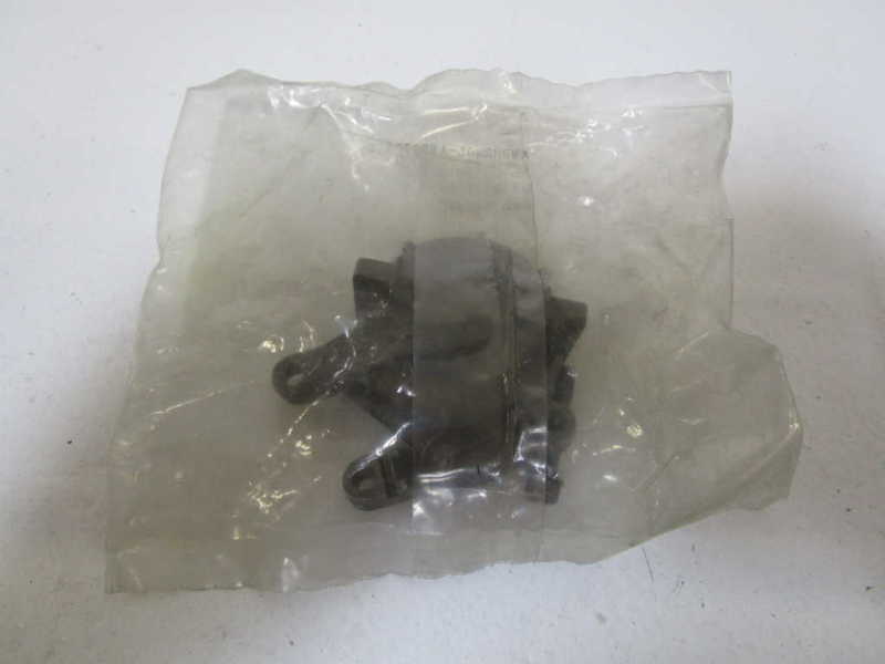 AMPHENOL CIRCULAR CABLE CLAMP 97-3057-1020  NSMP