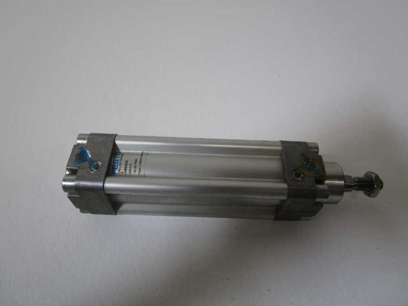 FESTO CYLINDER DNU-32-70-PPV-A  NSNP