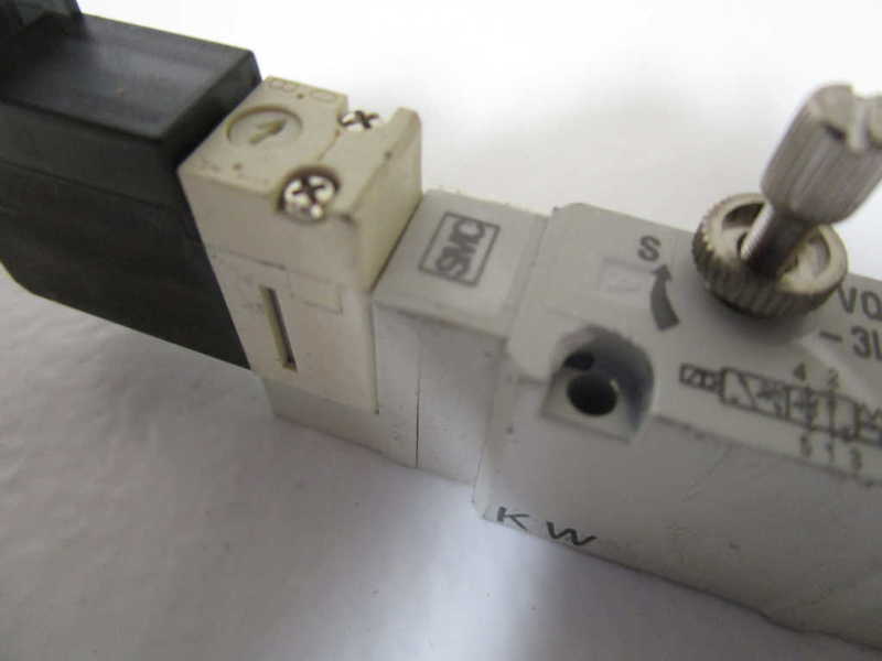SMC VALVE VQZ2151S-3L0B-C *NEW NO BOX*
