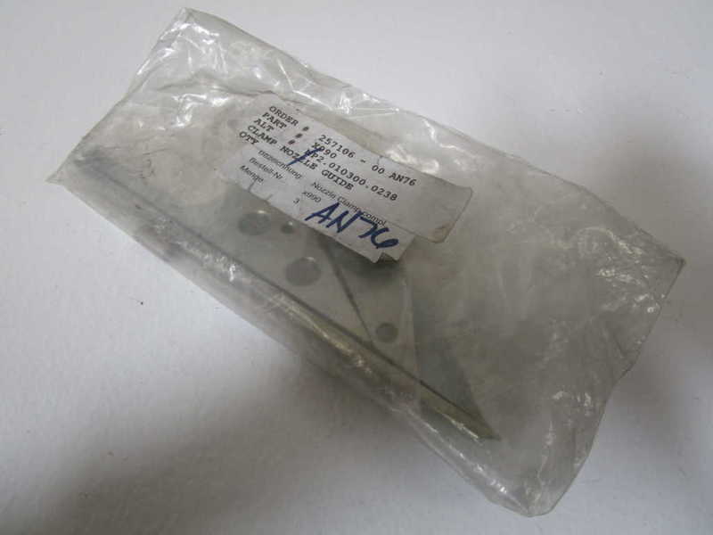 CLAMP NOZZLE GUIDE X990  NSNP IN BAG