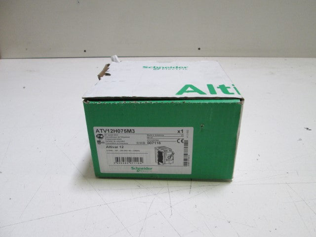 SCHNEIDER ELECTRIC AC SPEED DRIVE ATV12H075M3 *NEW IN BOX*