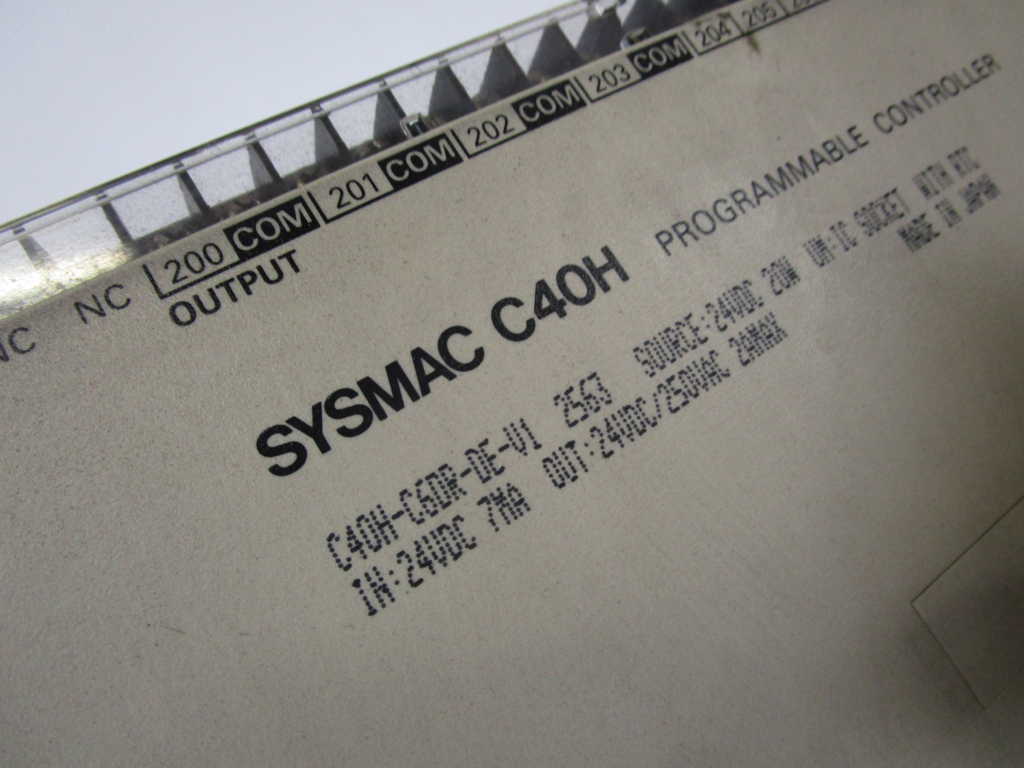 OMRON PROGRAMMABLE CONTROLLER C40H-C6DR-DE-V1 *USED*